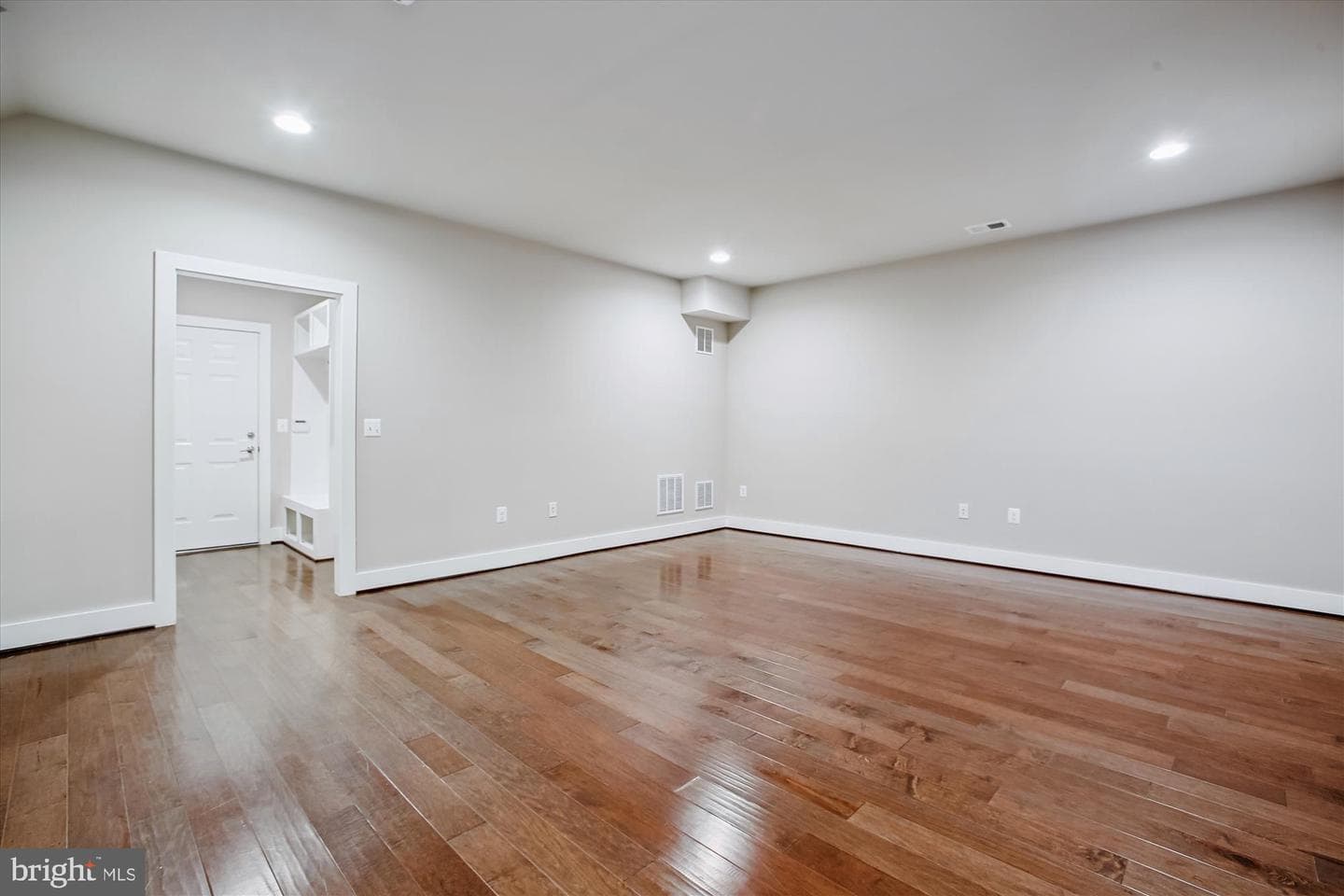 7770 Belvale Drive photo 24