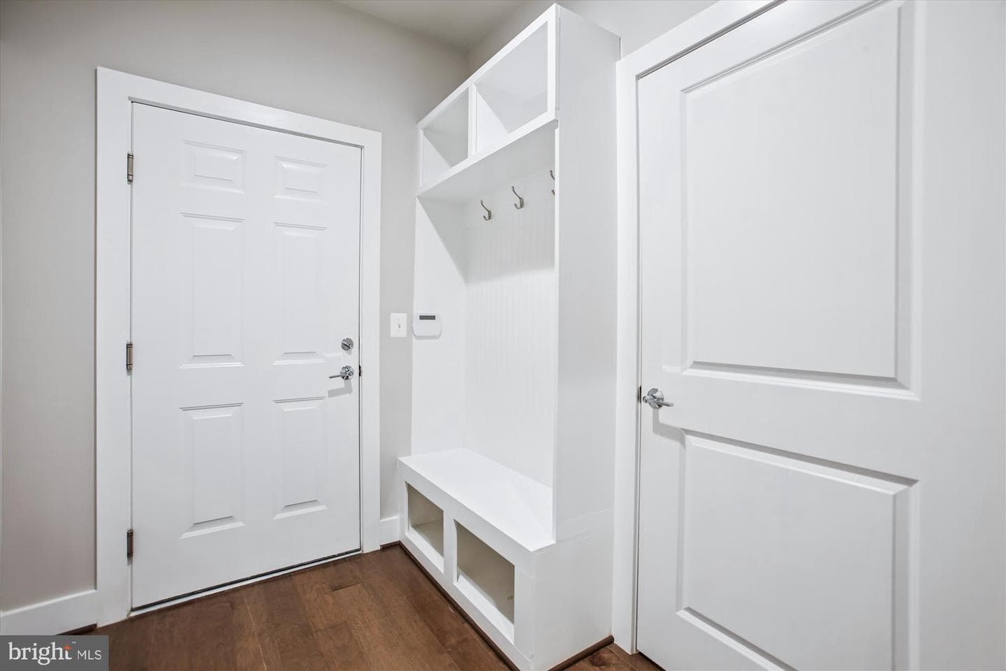7770 Belvale Drive photo 25