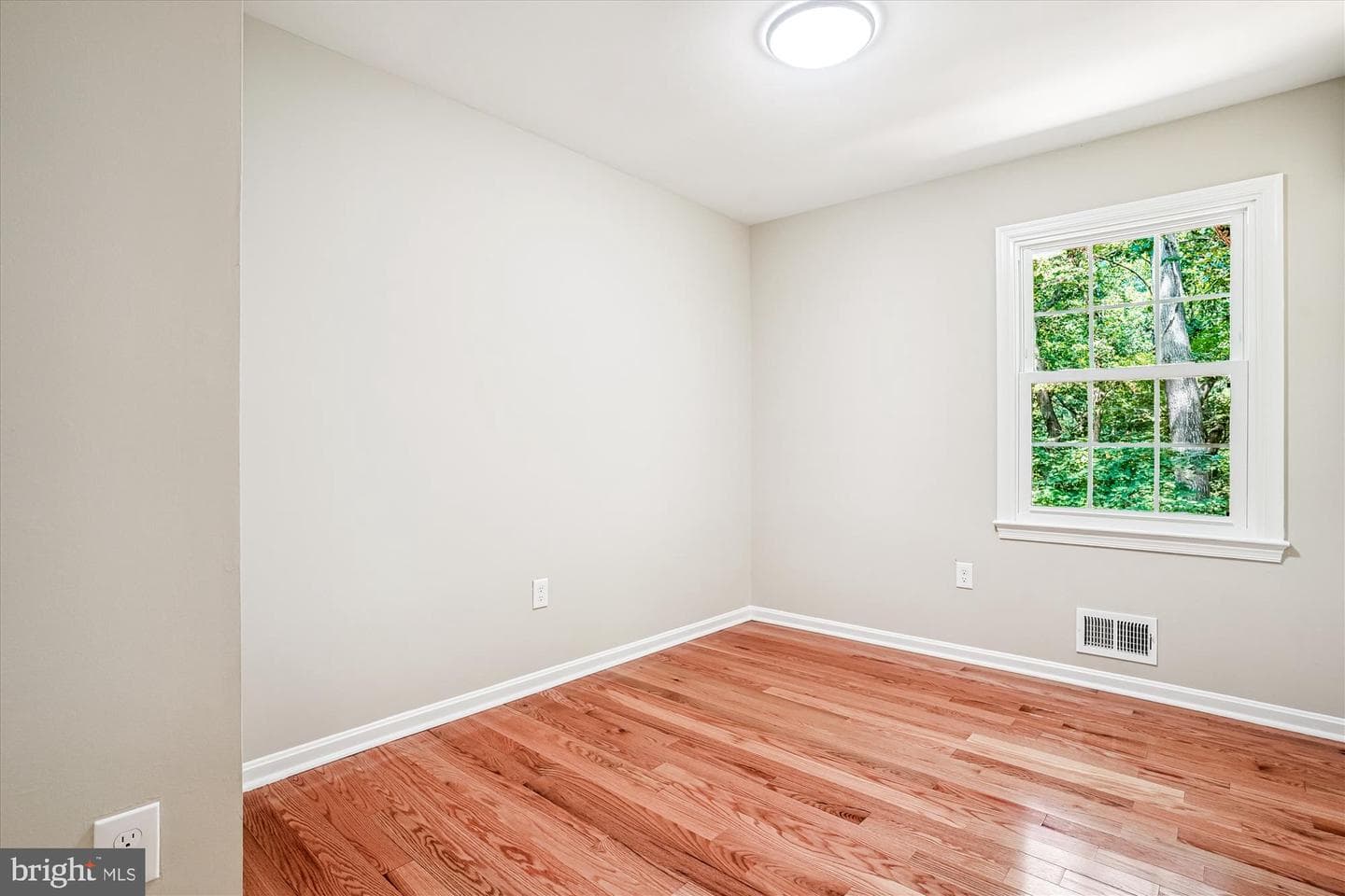 8108 Kings Point Ct. photo 24