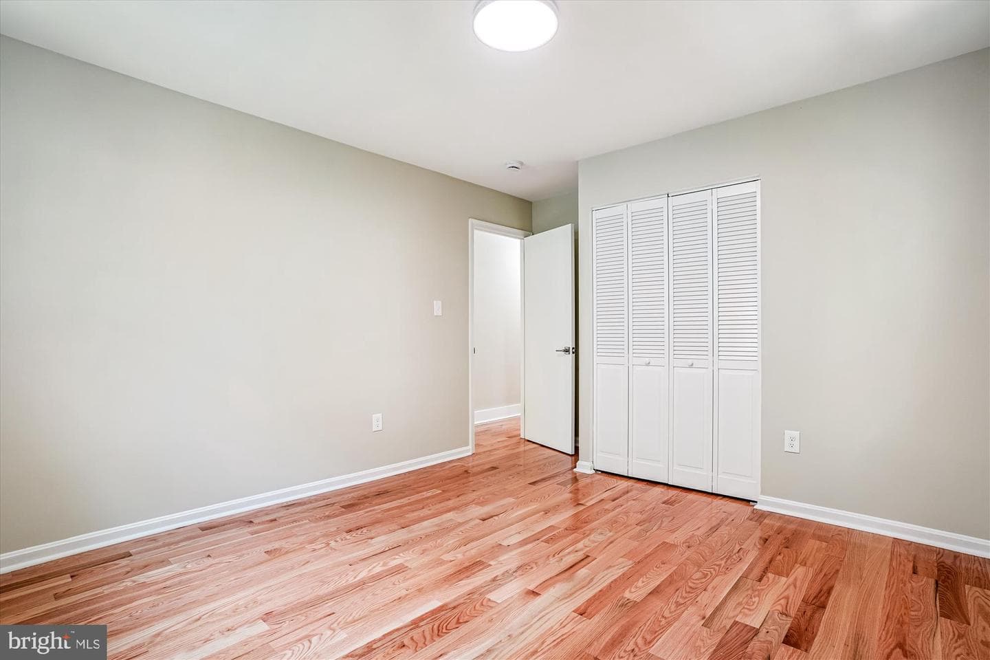 8108 Kings Point Ct. photo 28