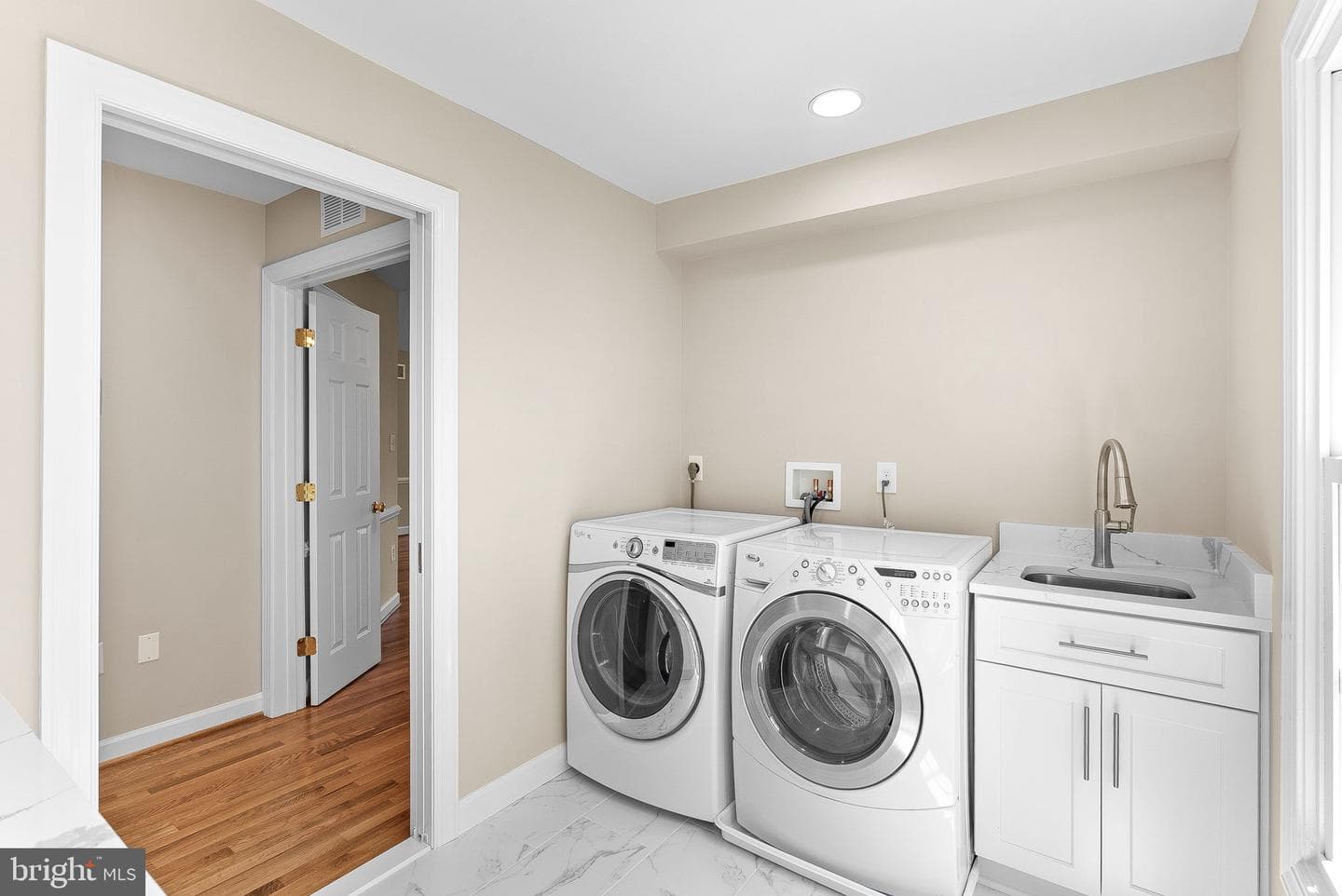 9711 Brookstone Lane photo 30