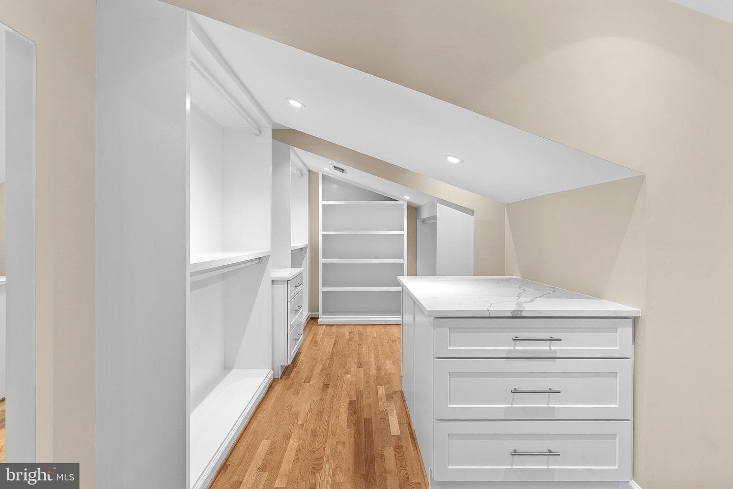 9711 Brookstone Lane photo 35