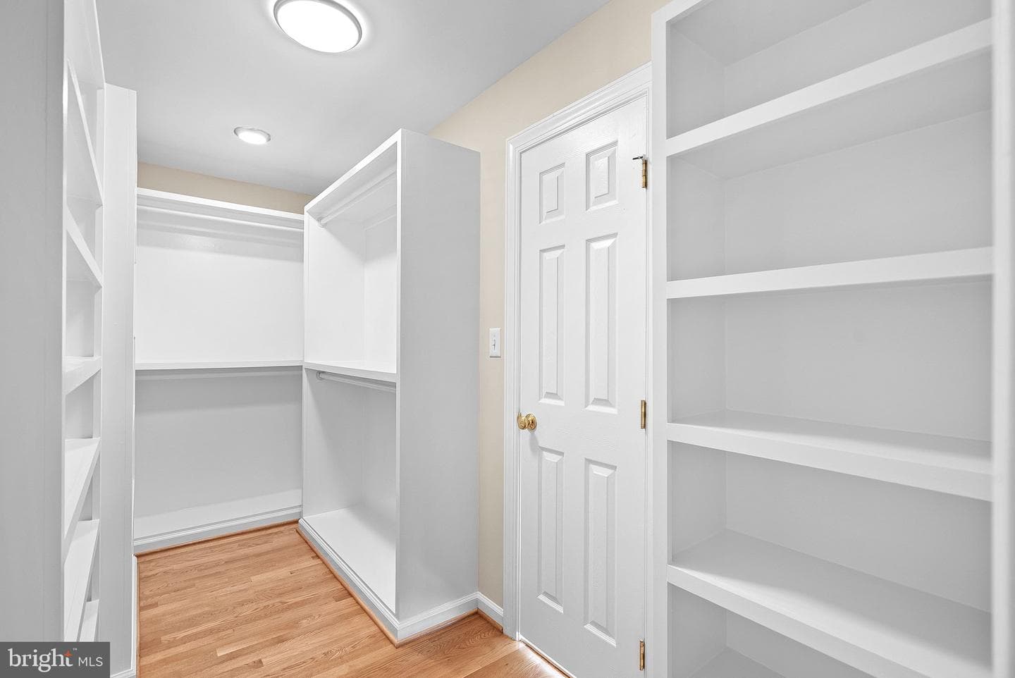9711 Brookstone Lane photo 37