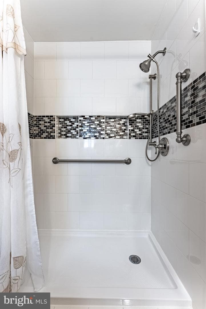9523 Debra Spradlin Court photo 27