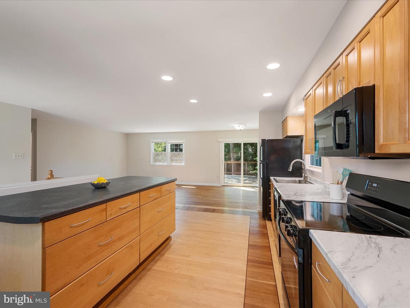 855 Park Avenue photo 13