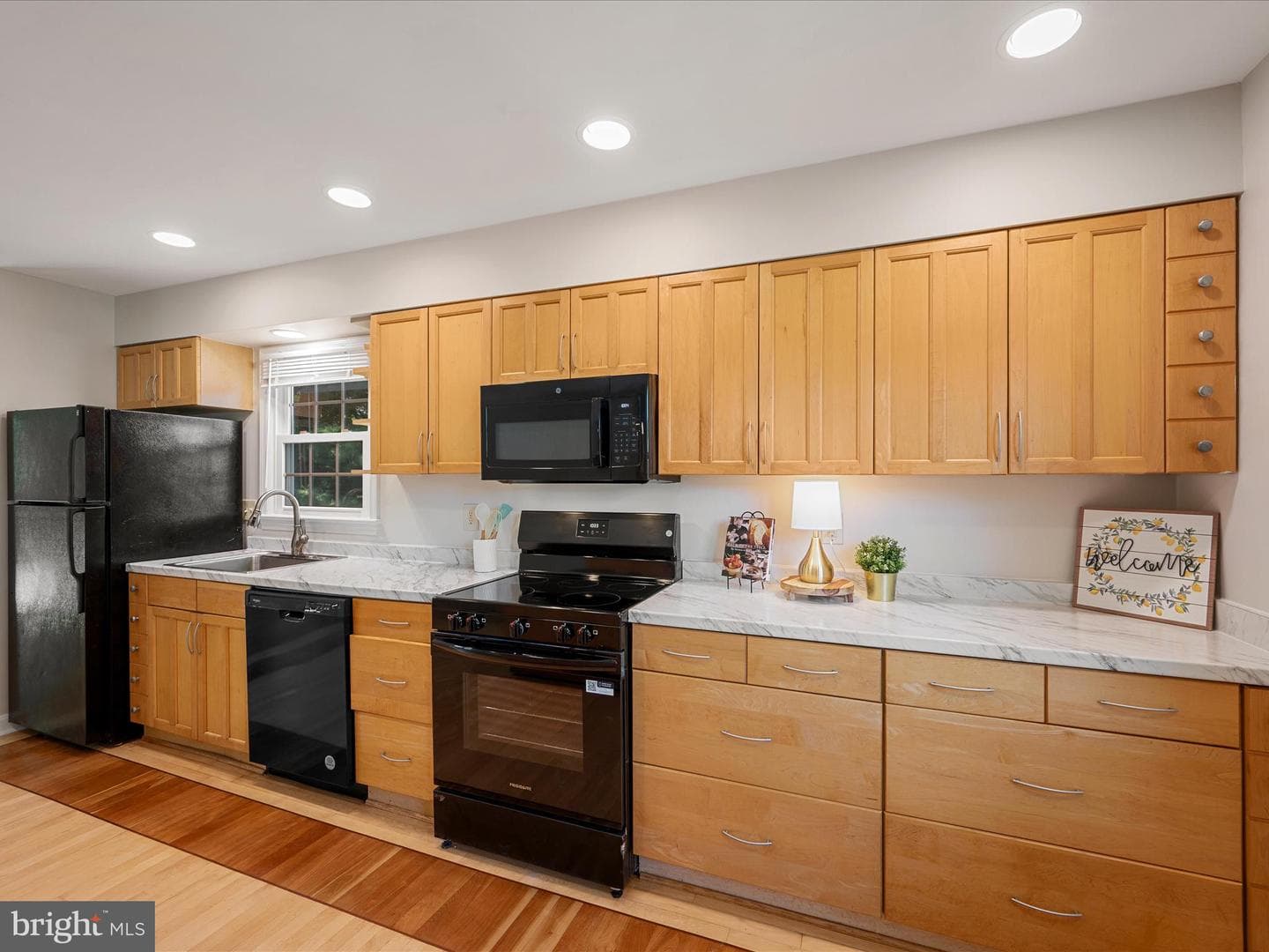 855 Park Avenue photo 16