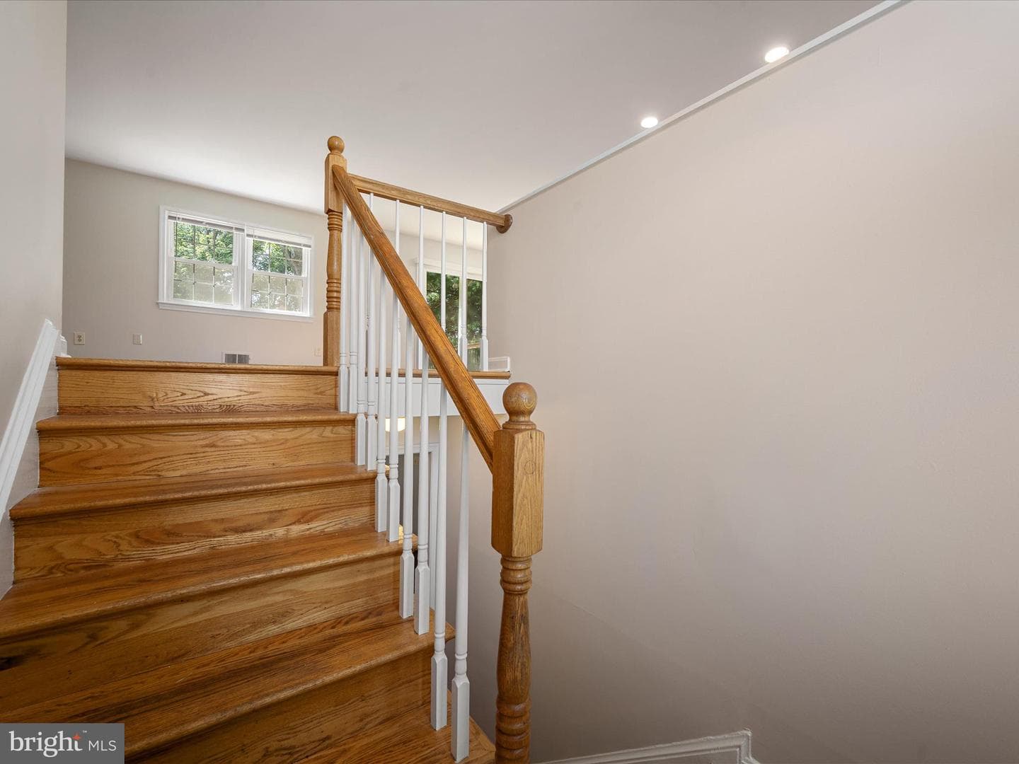 855 Park Avenue photo 9