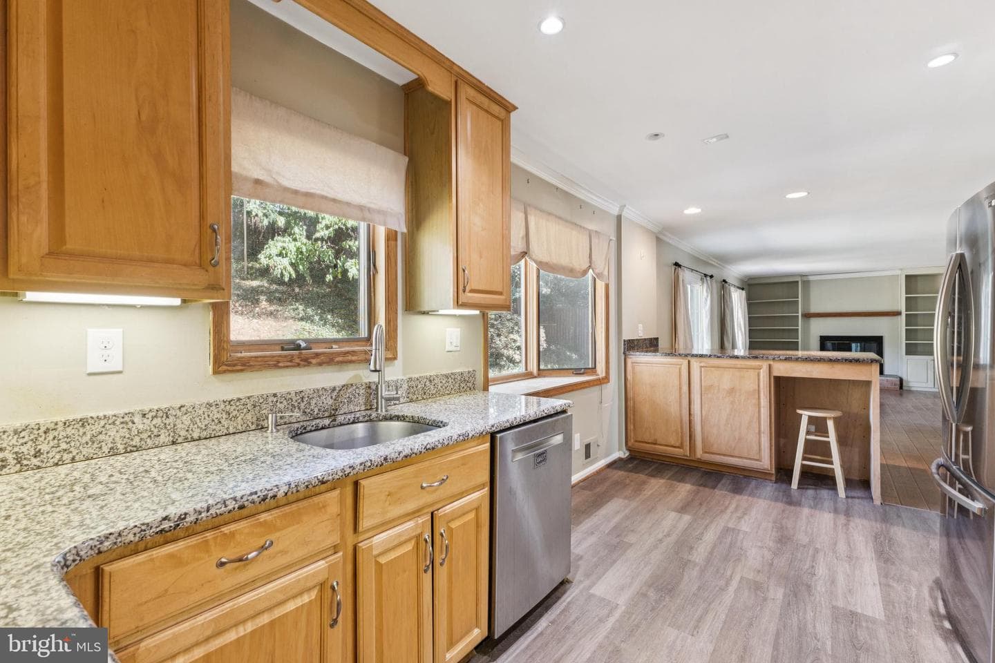 6108 Larstan Drive photo 20