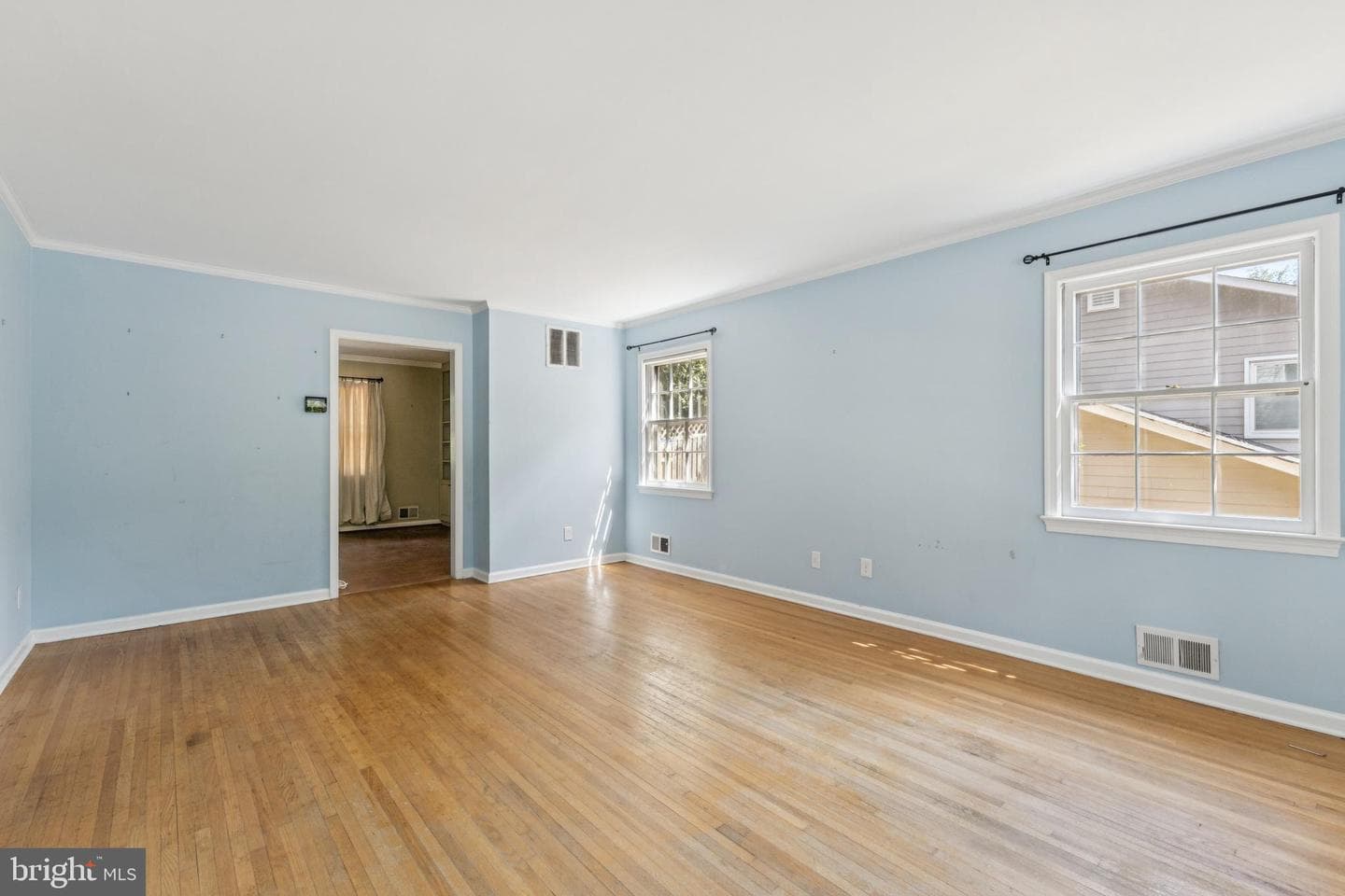 6108 Larstan Drive photo 8