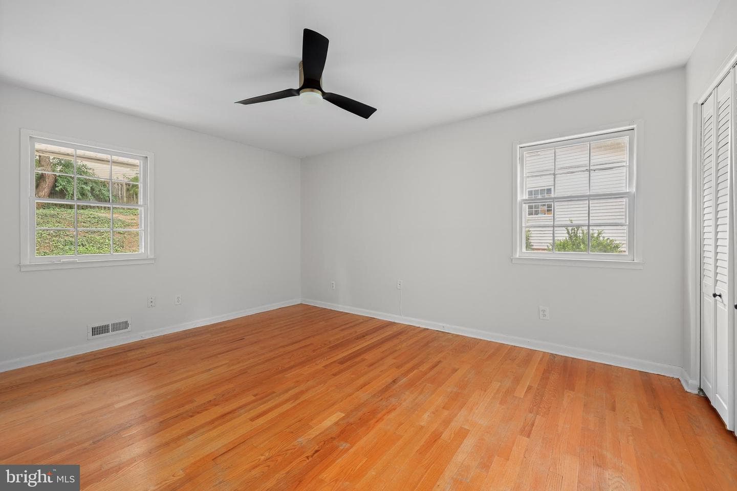 3301 Battersea Lane photo 17