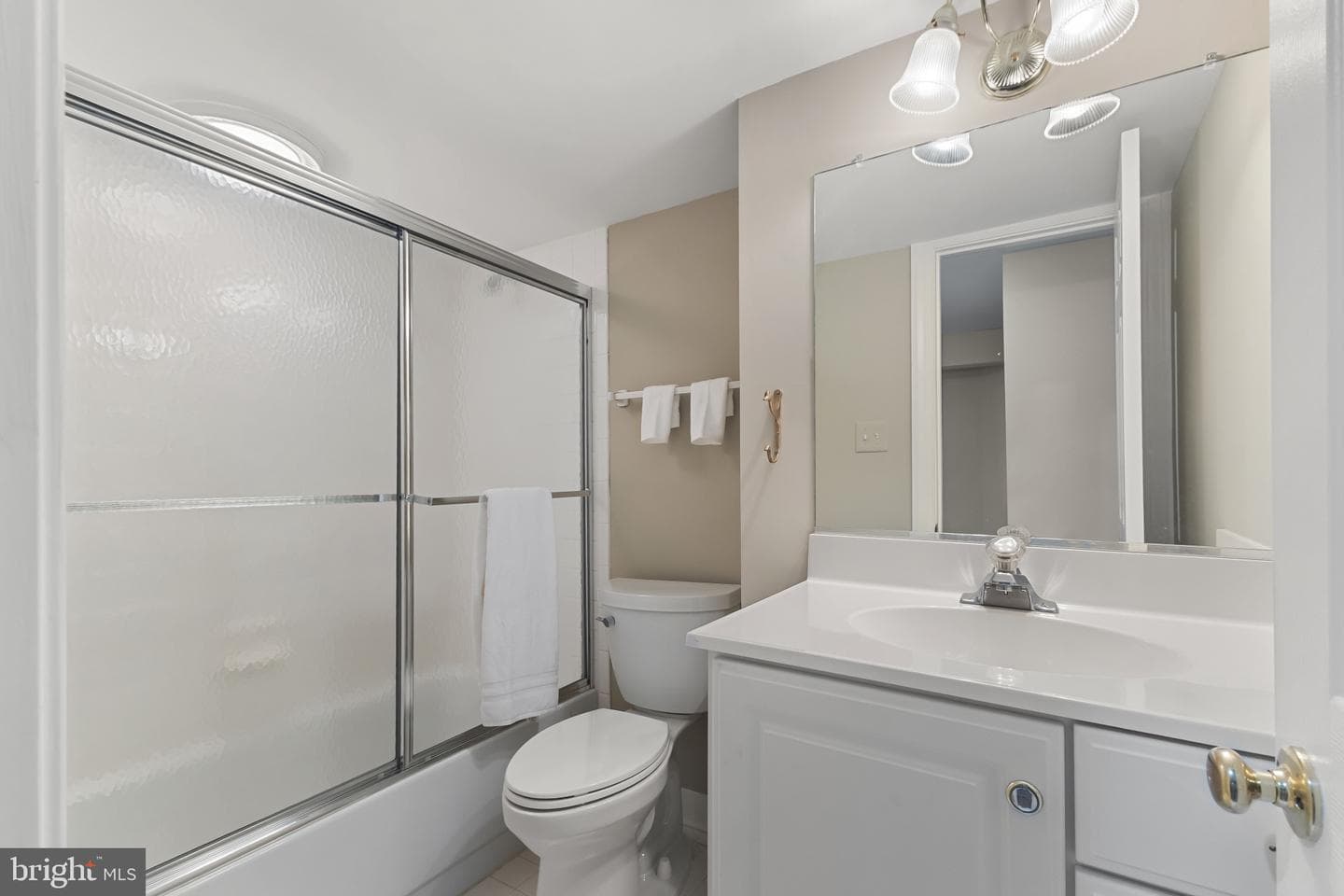 1201 Essex Manor Court photo 47