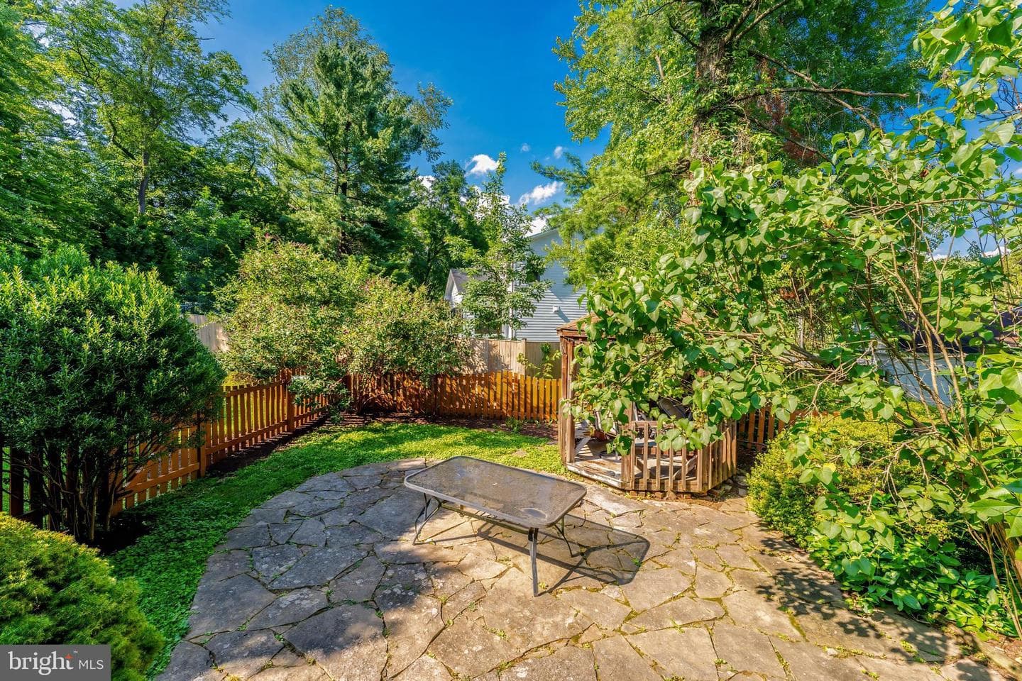 242 Hillside Circle SW photo 12