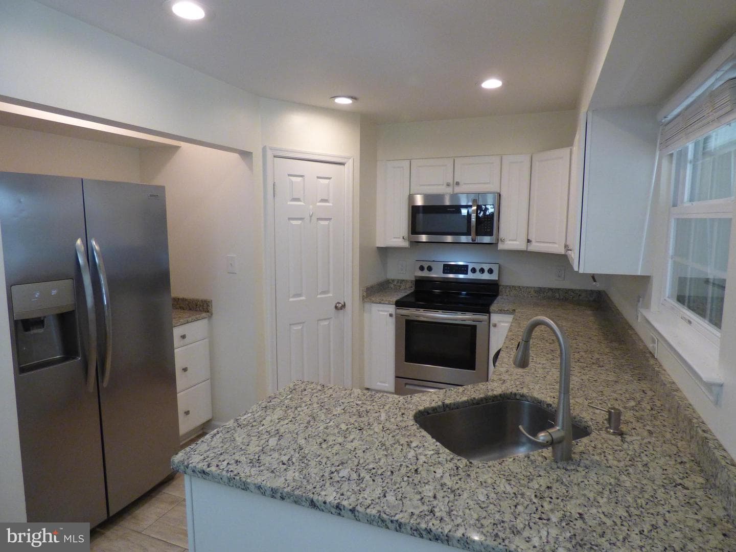 6123 Rocky Way Court photo 10