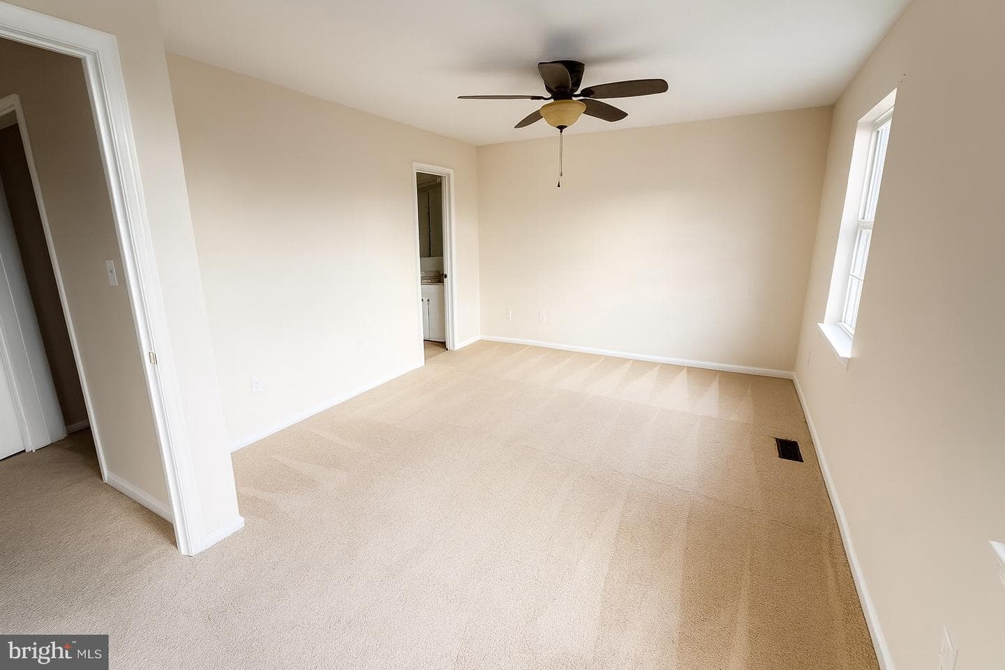 4127 Weeping Willow Court #142-A photo 8
