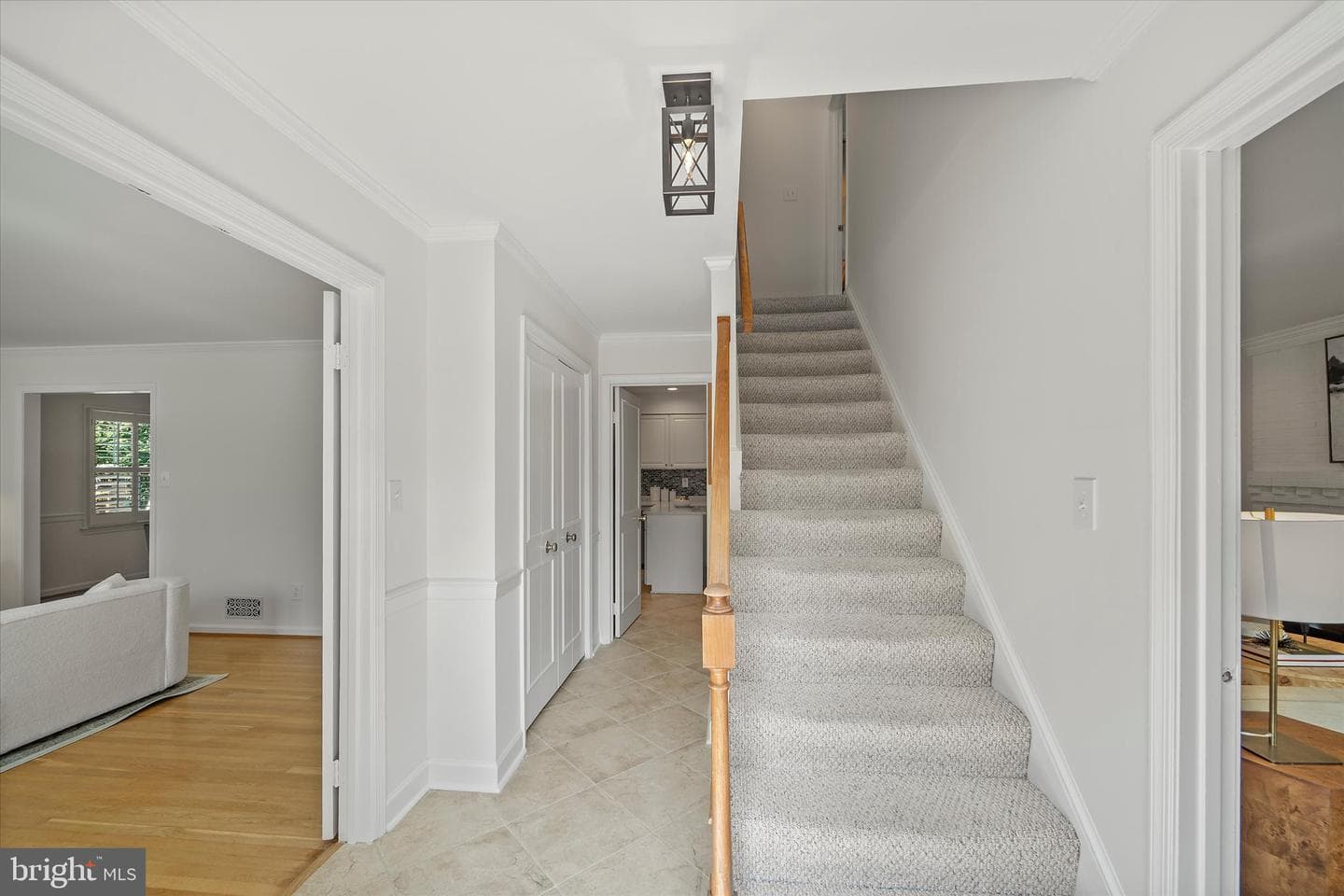 8604 Pilgrim Court photo 6