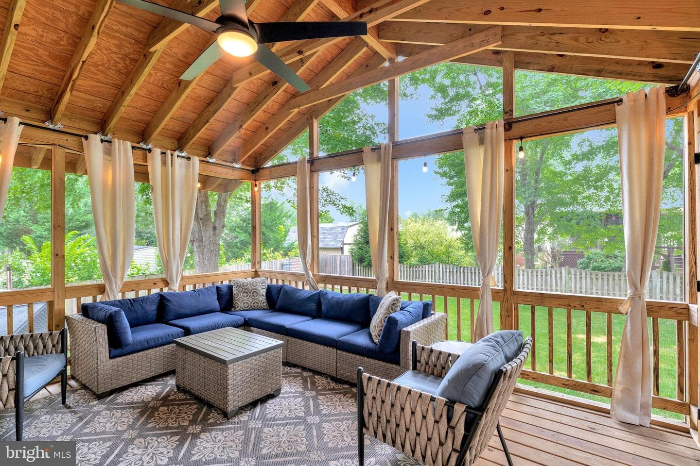 14704 Lock Drive photo 28