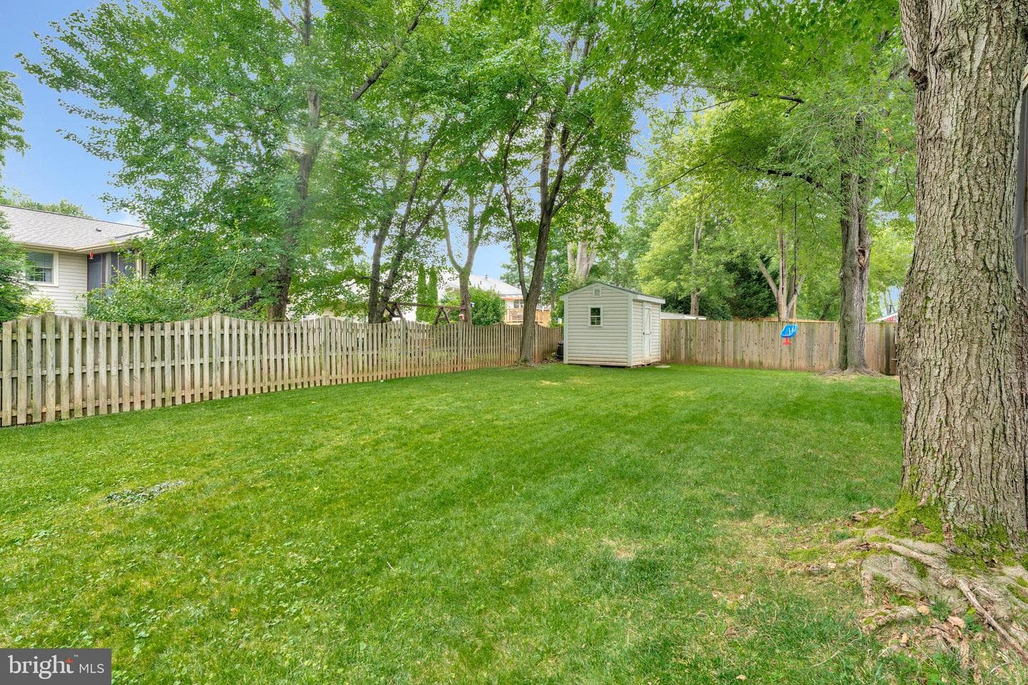 14704 Lock Drive photo 32