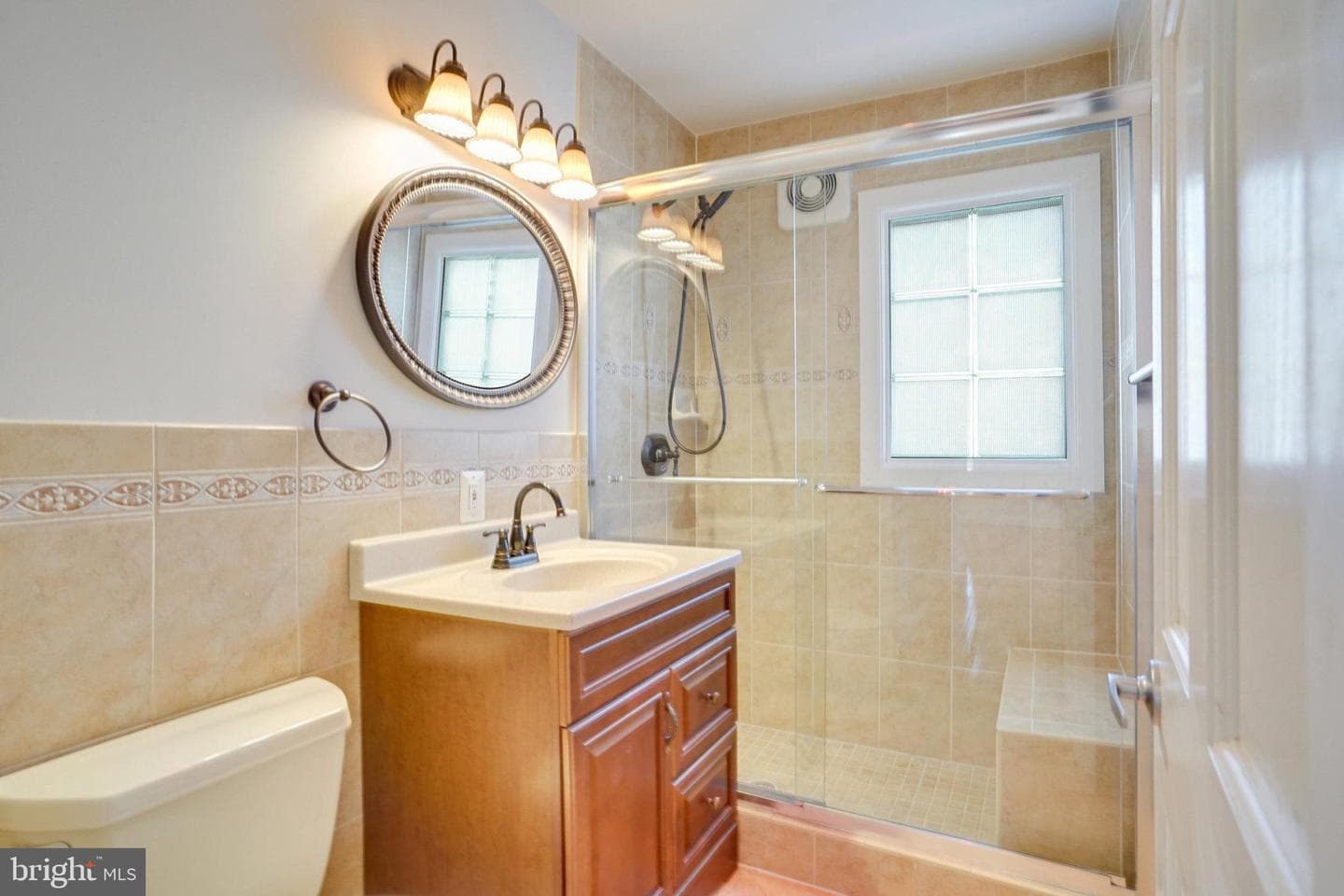 2052 Arch Drive photo 11