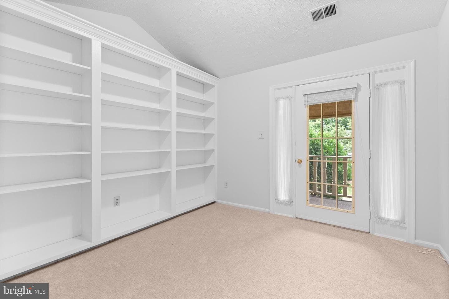 11665 Gilman Lane photo 37