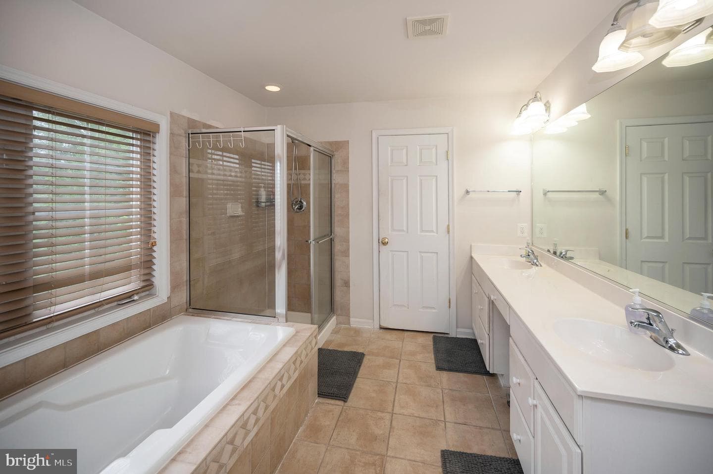 8950 Birch Bay Circle photo 15