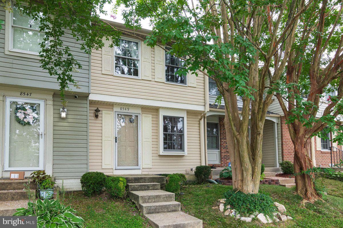 8549 Blackfoot Court photo 3