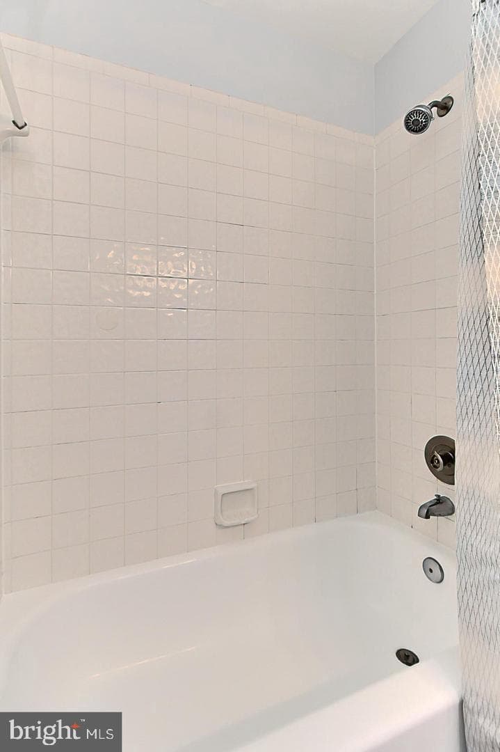 7527 Chrisland Cove photo 23