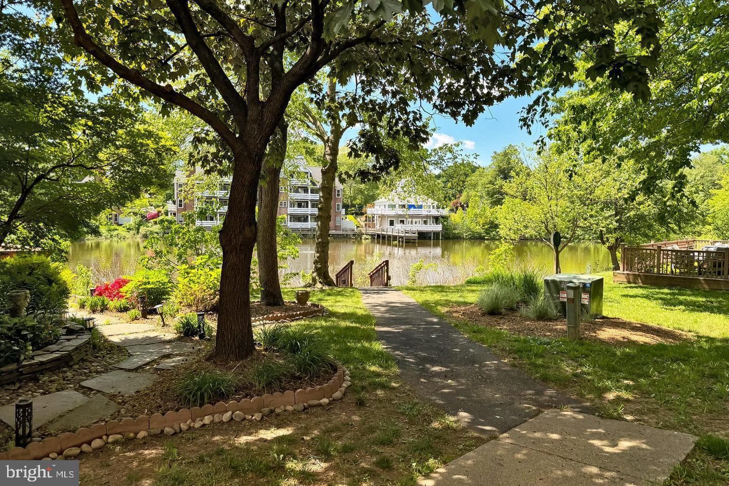 7527 Chrisland Cove photo 34