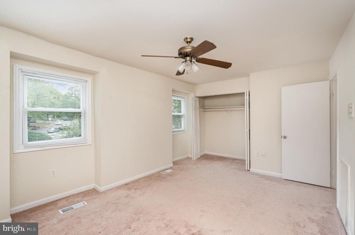 4551 Casablanca Court photo 8