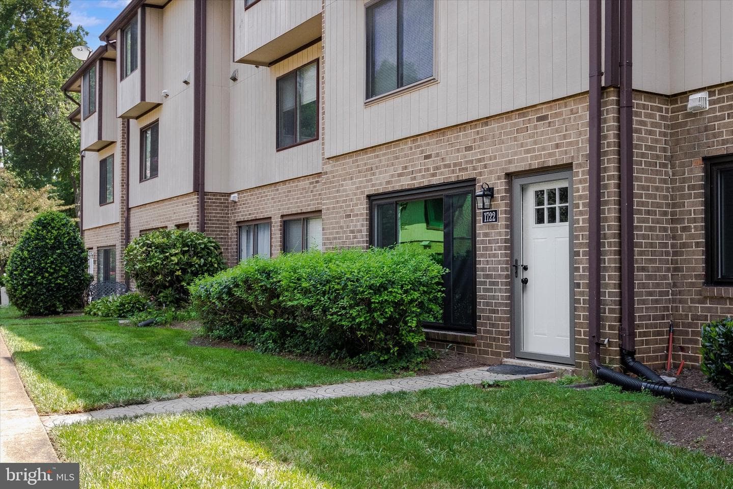 1722 Westwind Way #123 photo 3