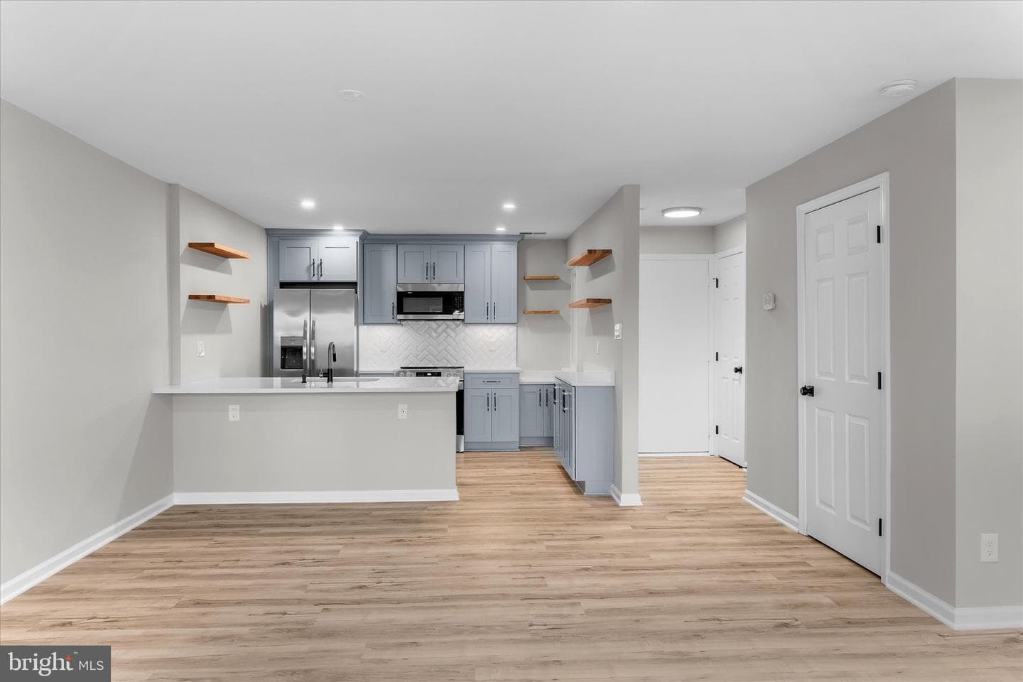 1722 Westwind Way #123 photo 9
