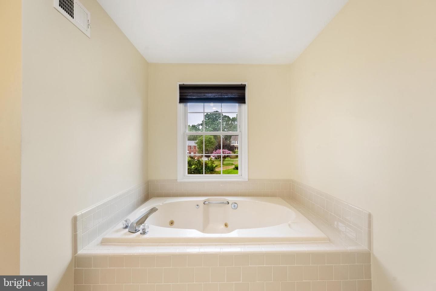 9509 Leathersmith Court photo 18