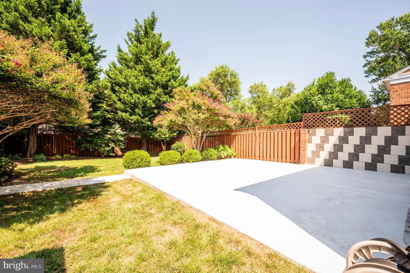 6065 Hardwick Place photo 27