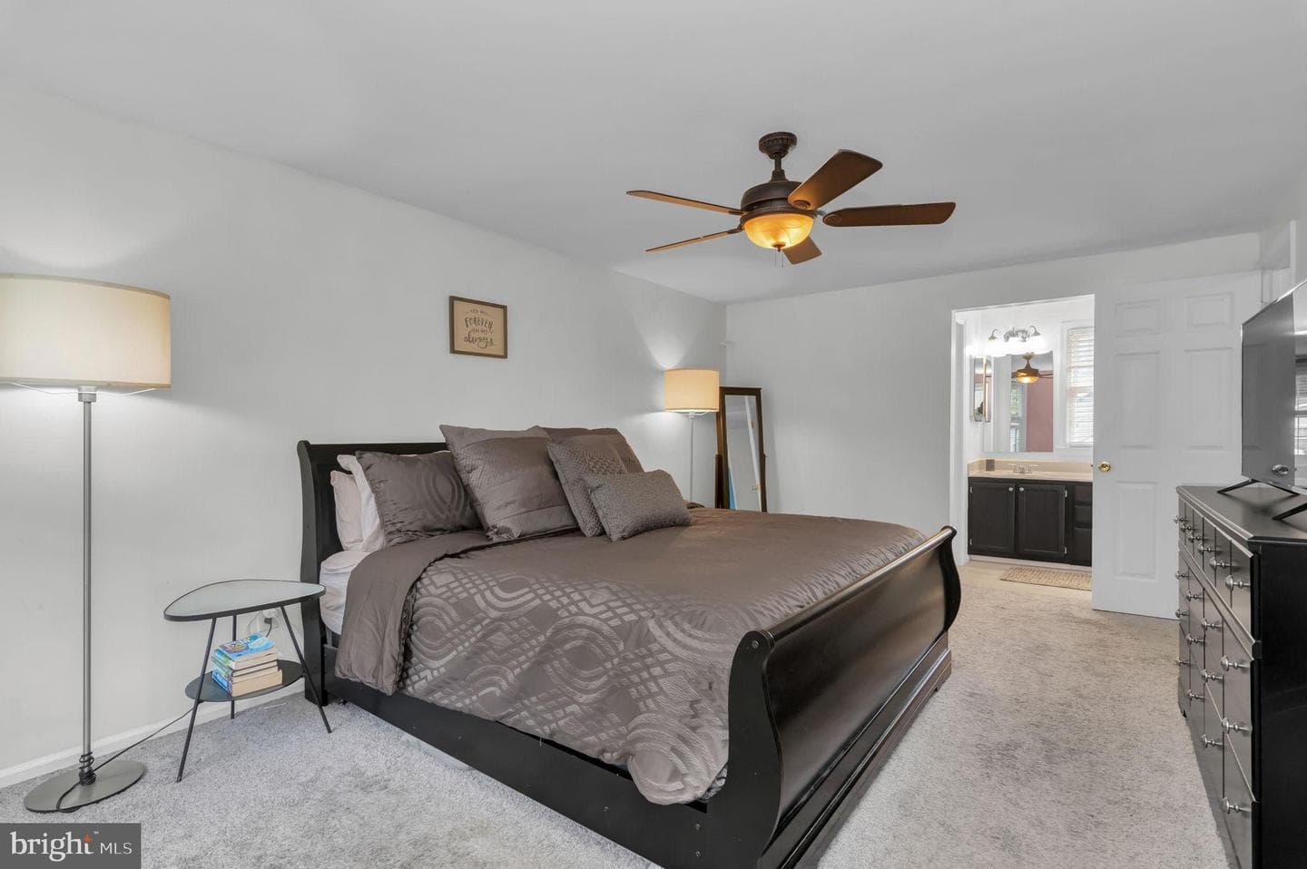 14515 William Carr Lane photo 23