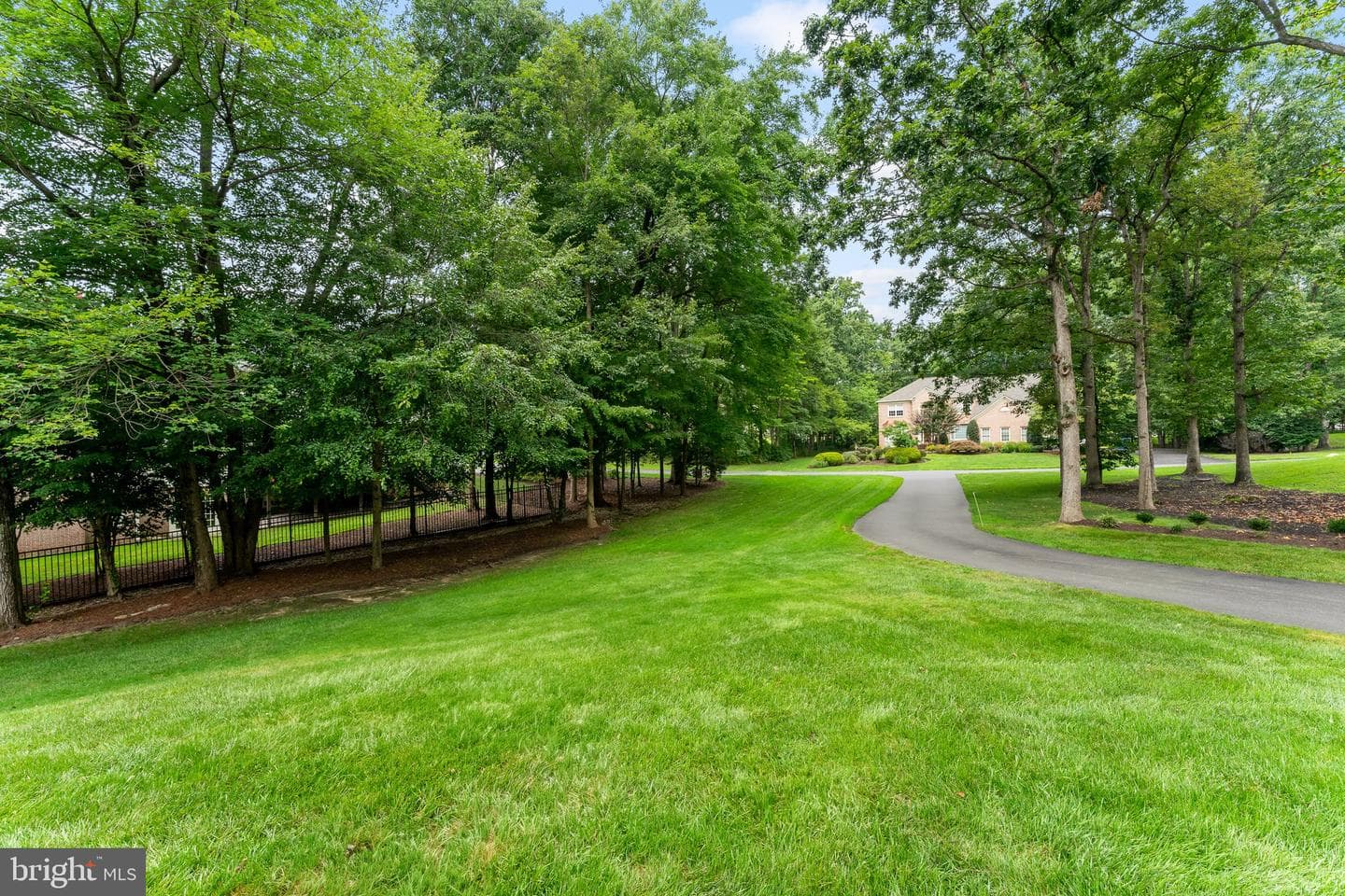 9808 Portside Drive photo 4