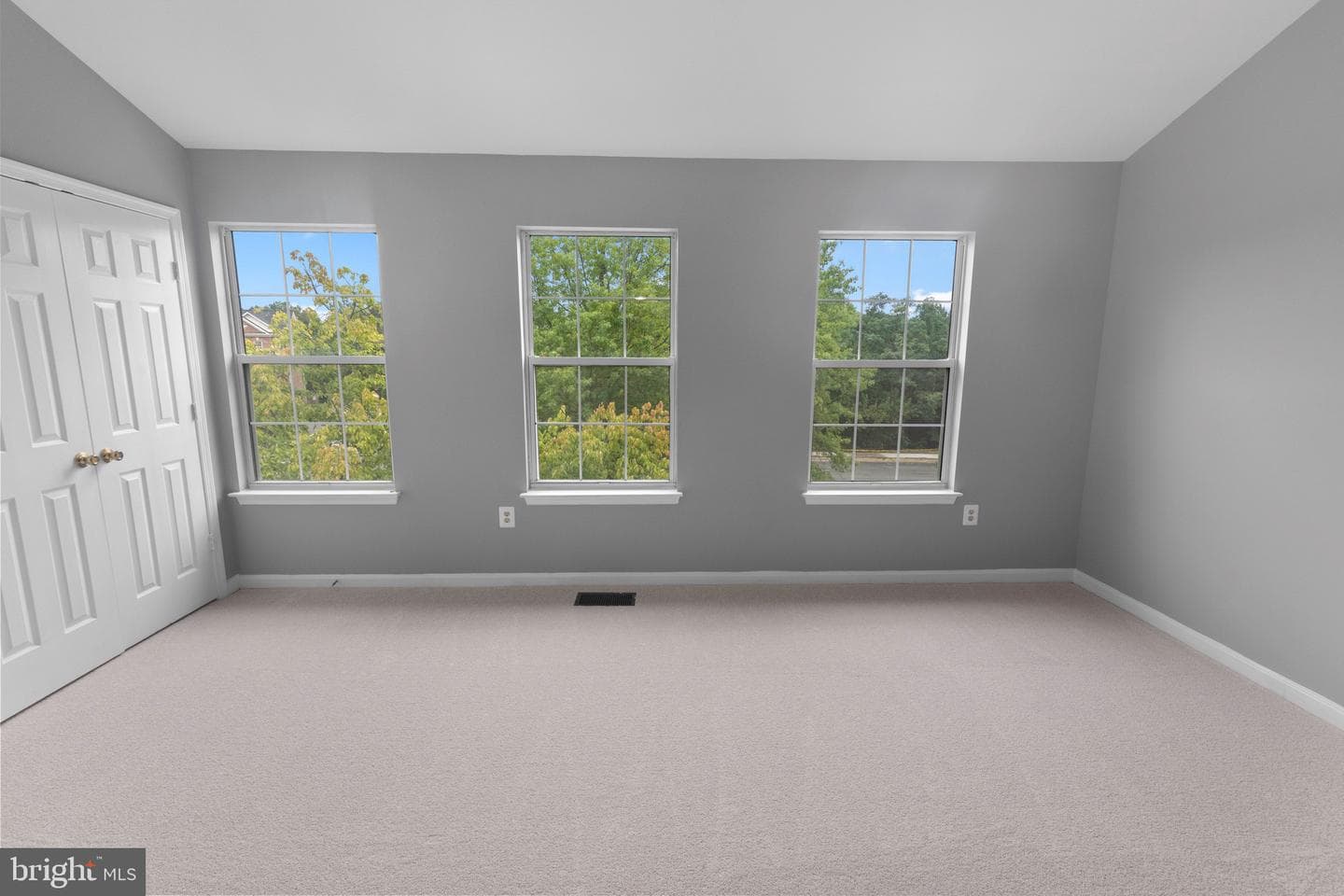 2447 Clover Field Circle photo 15
