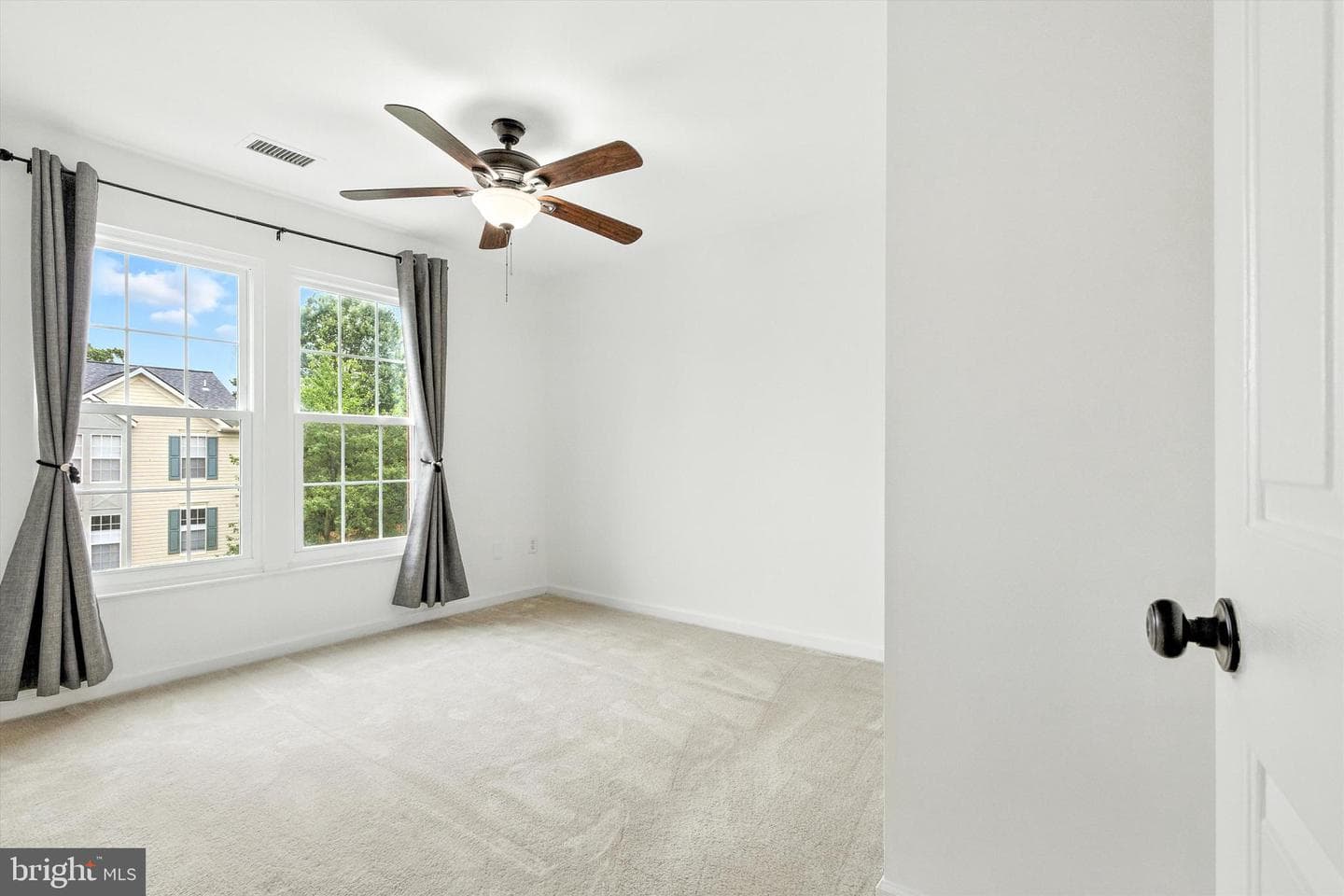 7495 Gadsby Square photo 24