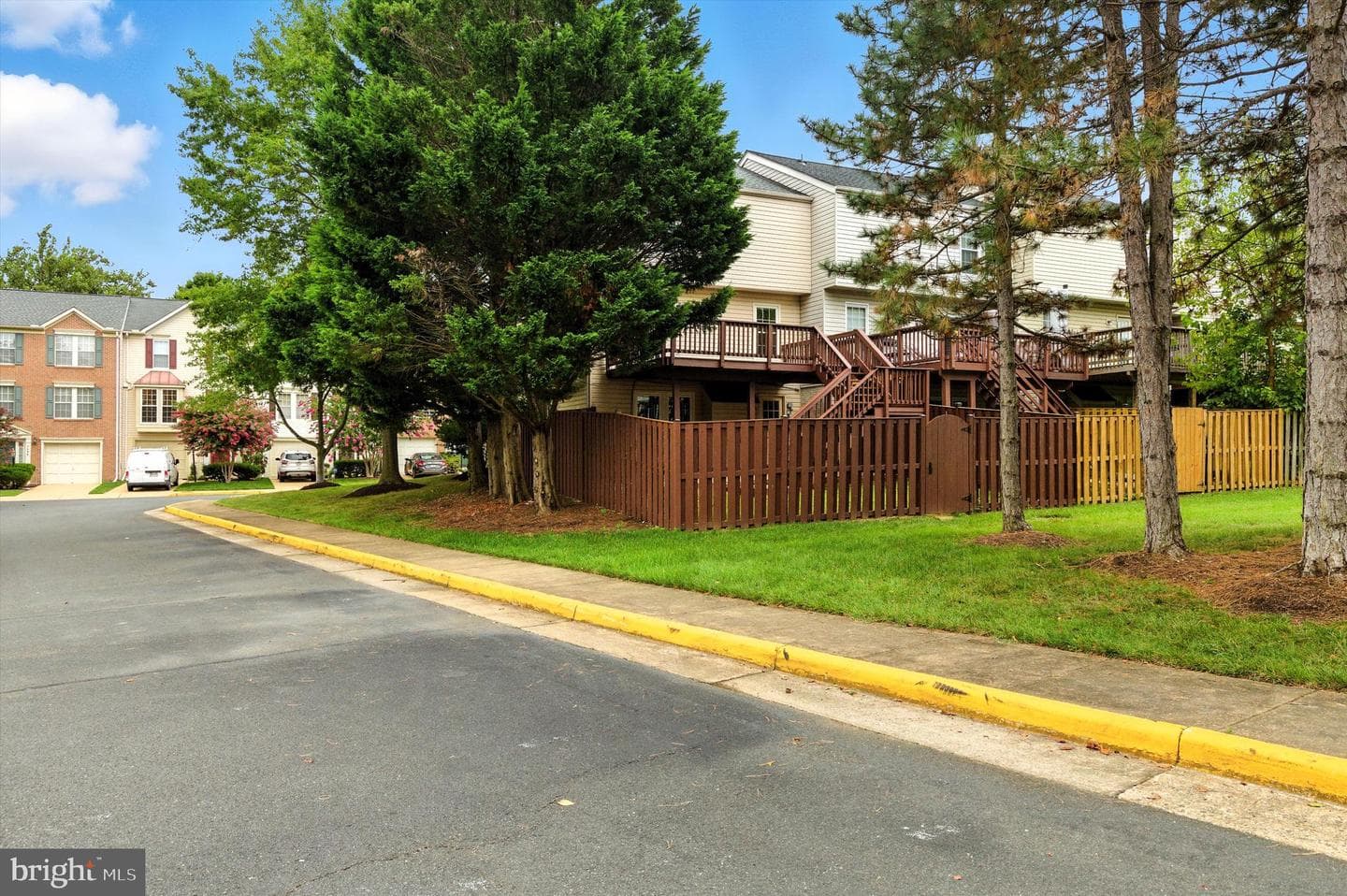 7495 Gadsby Square photo 37