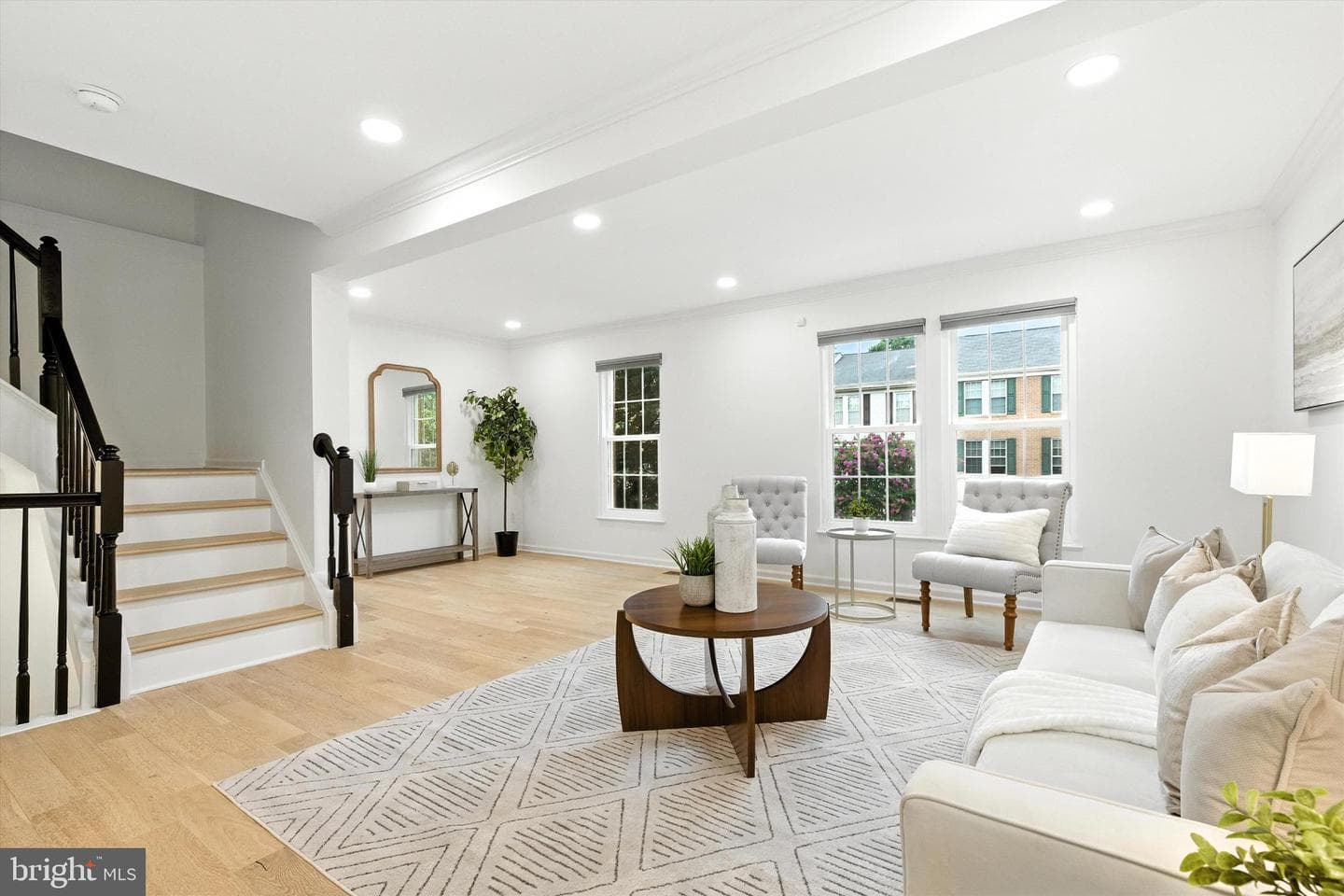 7495 Gadsby Square photo 8