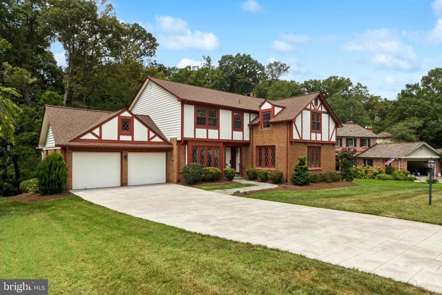 3914 Bentwood Court