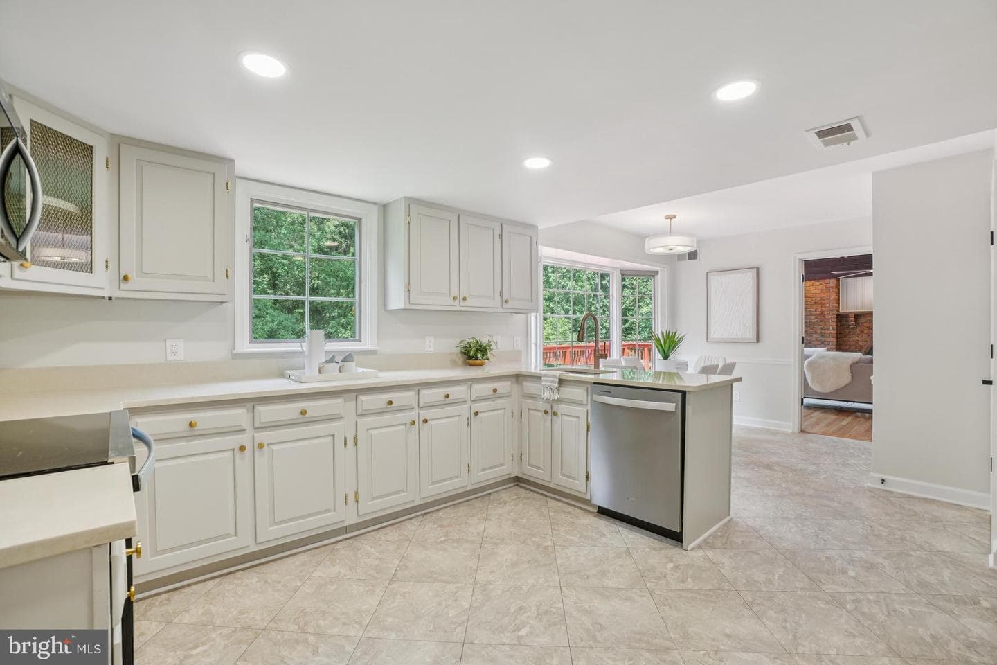 3914 Bentwood Court photo 8