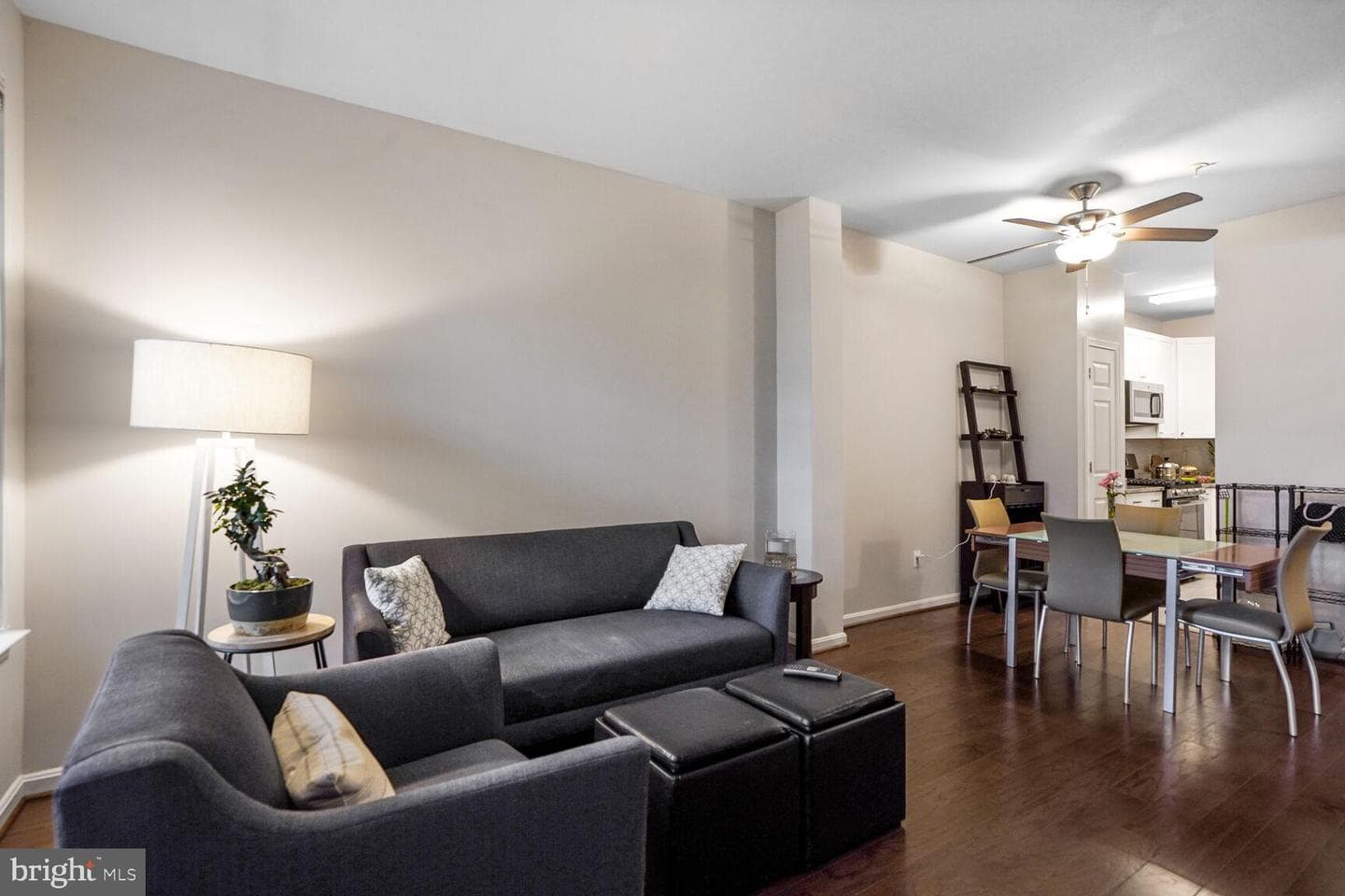 2663 Manhattan Place #111 photo 17