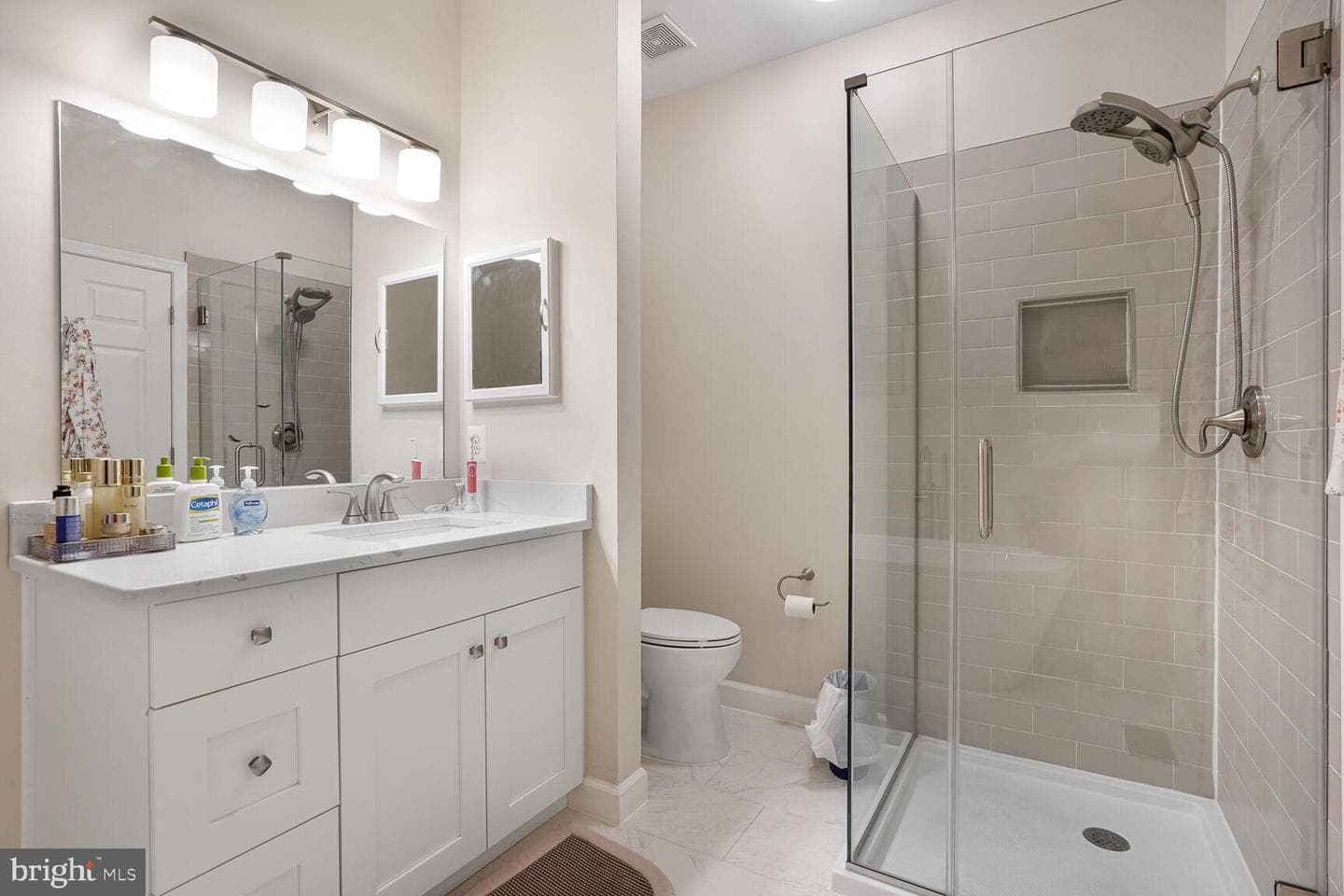 2663 Manhattan Place #111 photo 23