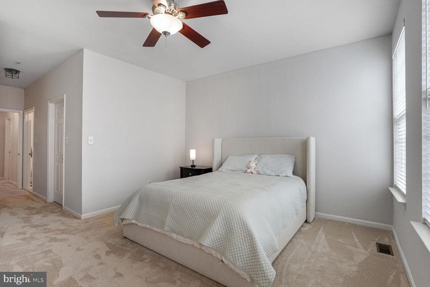 2663 Manhattan Place #111 photo 26