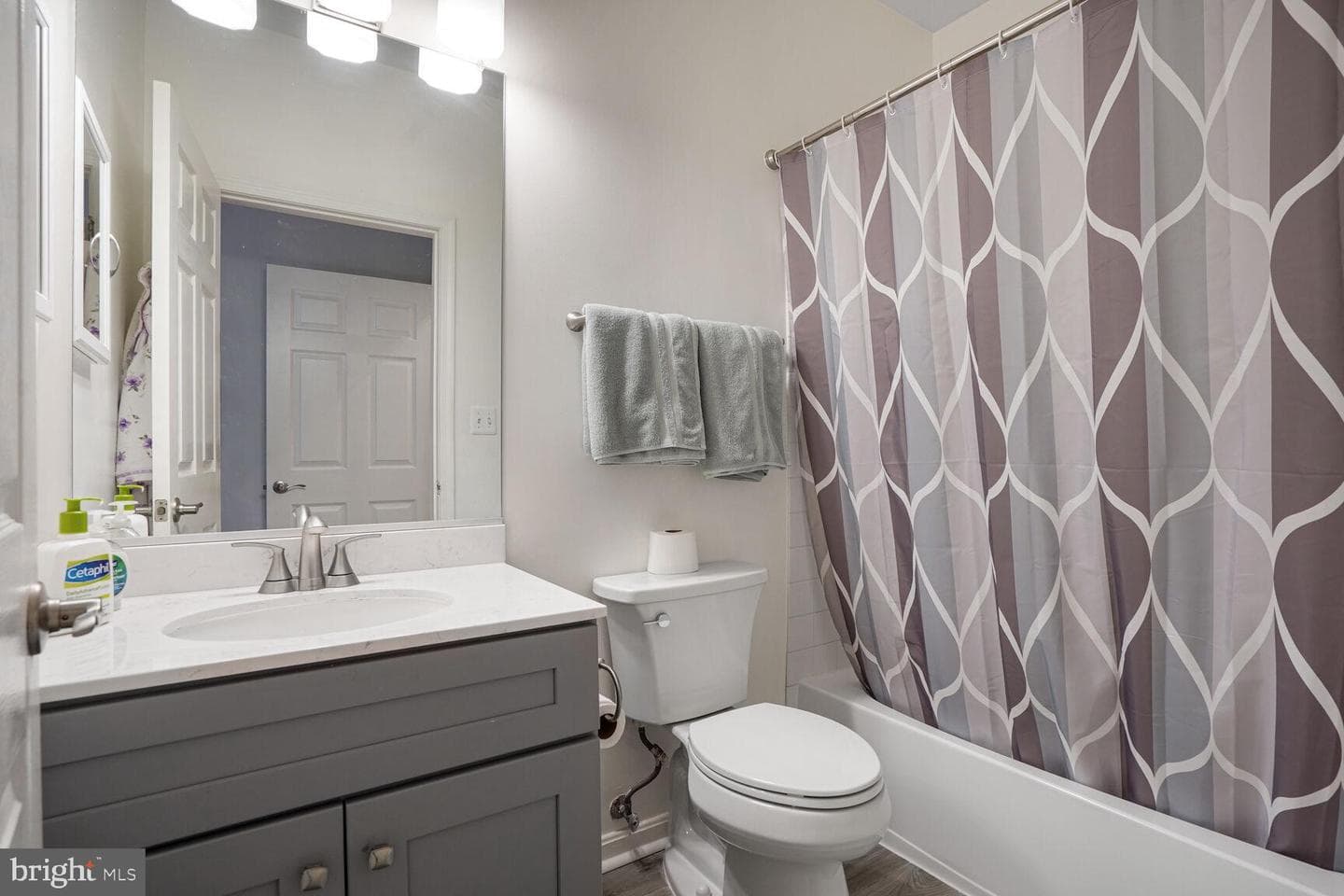 2663 Manhattan Place #111 photo 28