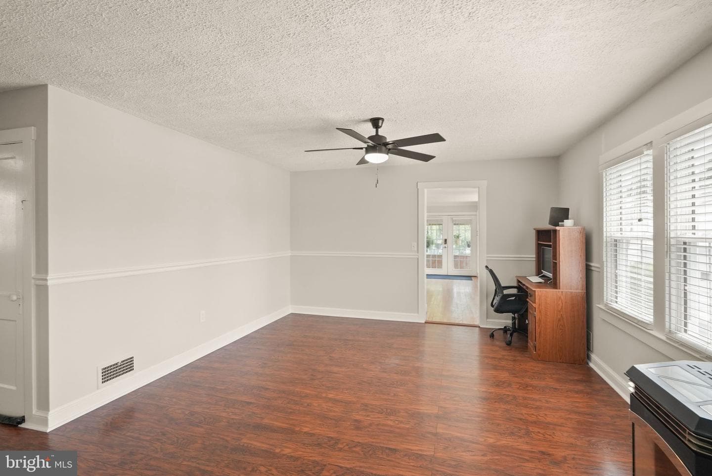 9423 Ox Road photo 11