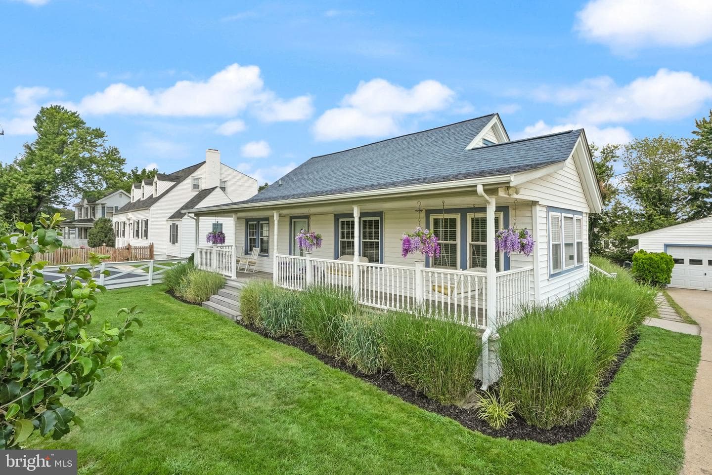 9423 Ox Road photo 3