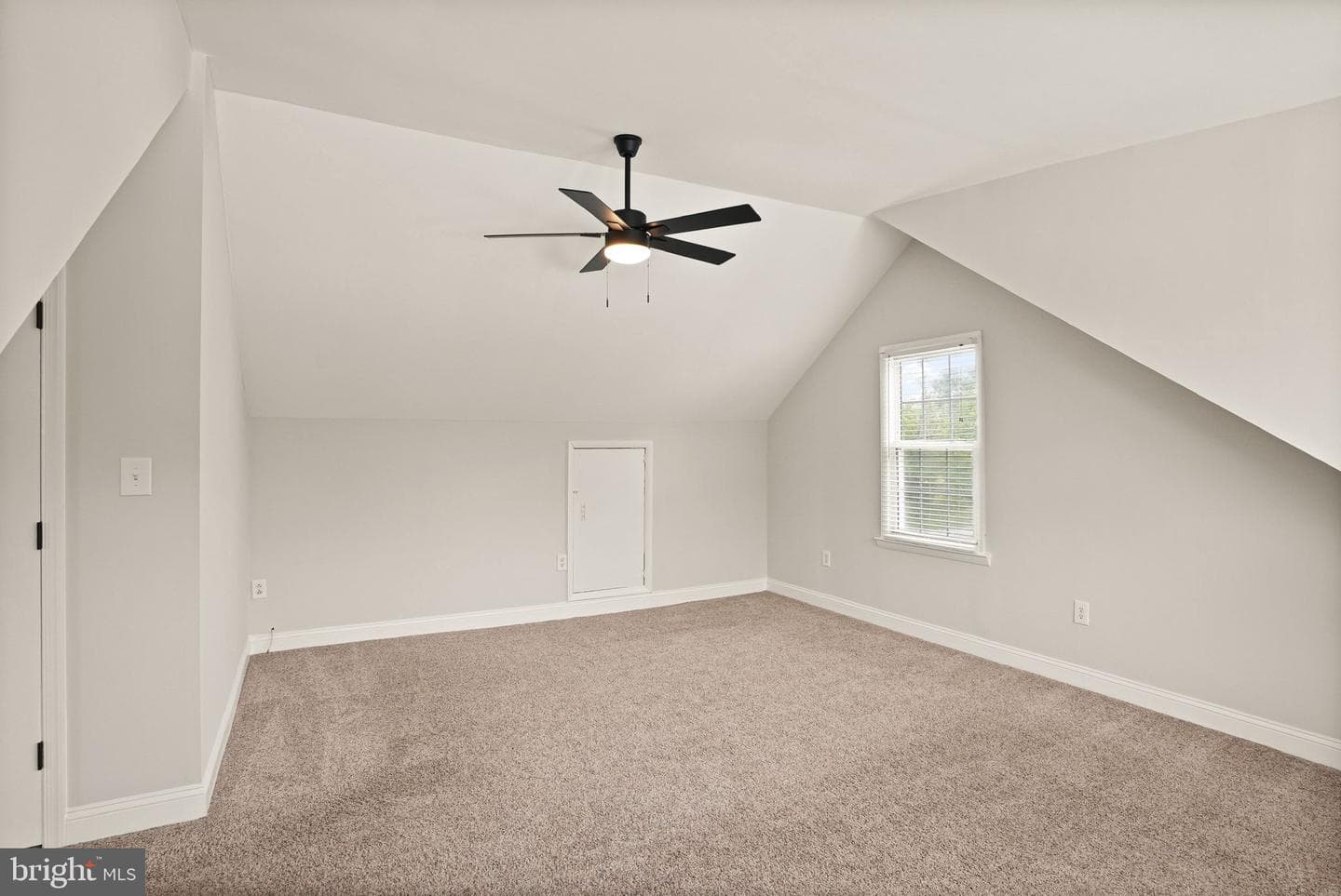 9423 Ox Road photo 33
