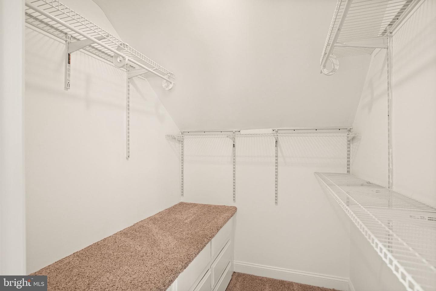 9423 Ox Road photo 39
