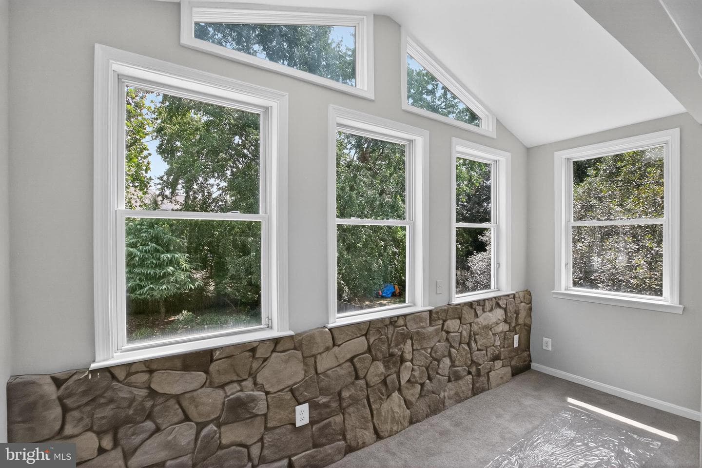 310 Missouri Avenue photo 32