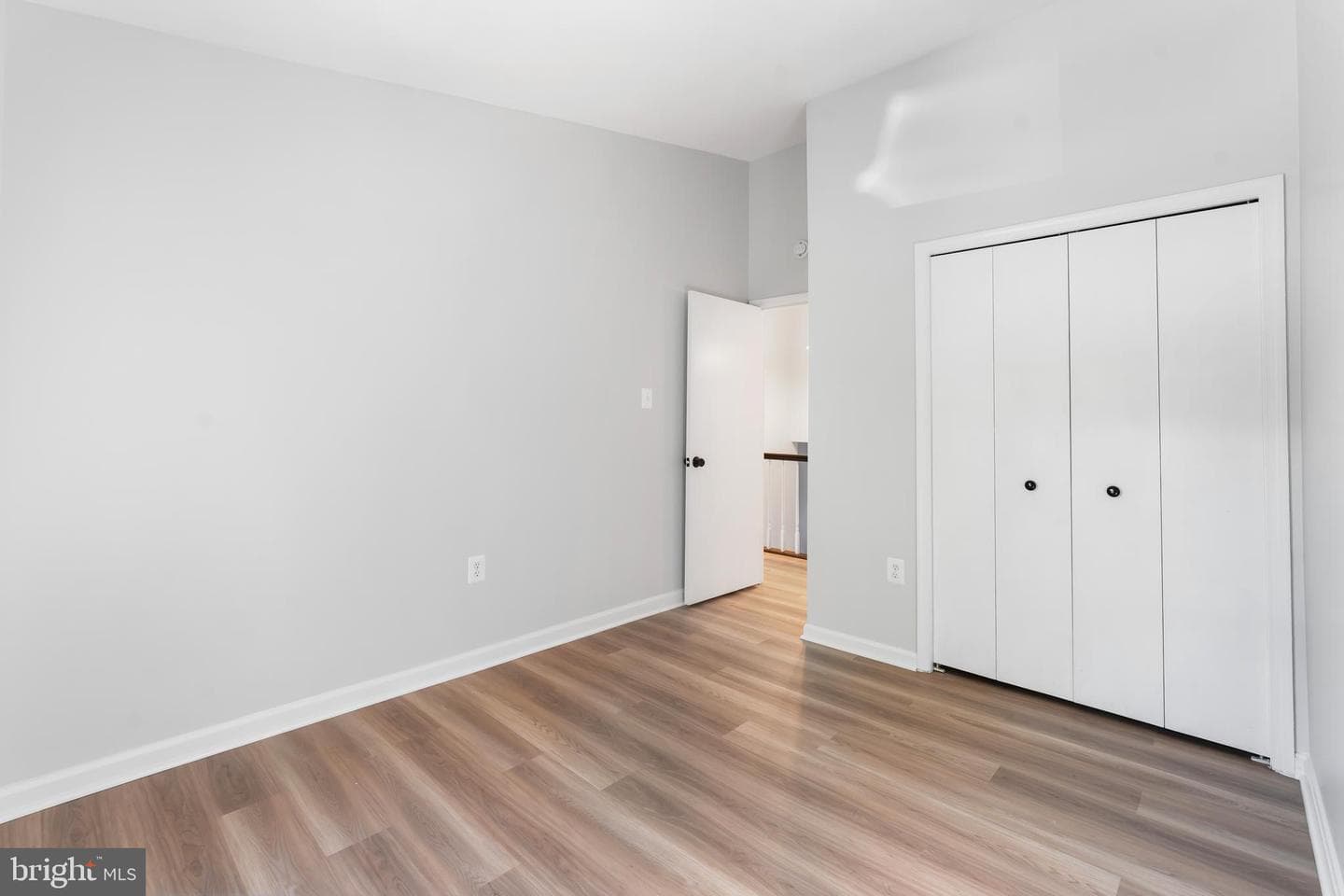 9626 Pierrpont Street photo 14